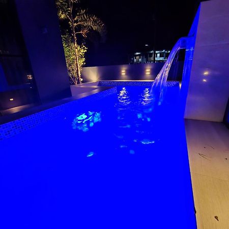 Overlooking Staycation At Sandari Batulao Tagaytay City Exterior photo